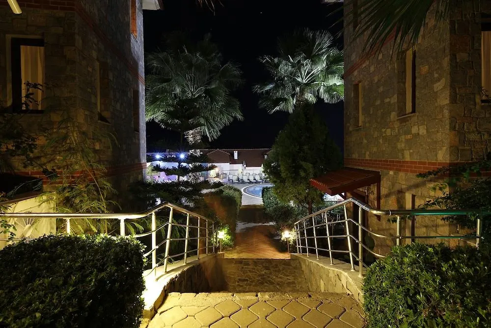 Golden Life Heights Deluxe Suite Hotel - Adult Only Oludeniz 4*,